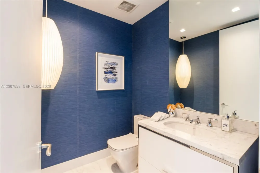 15701 Collins Ave #3005 Sunny Isles Beach, FL 33160