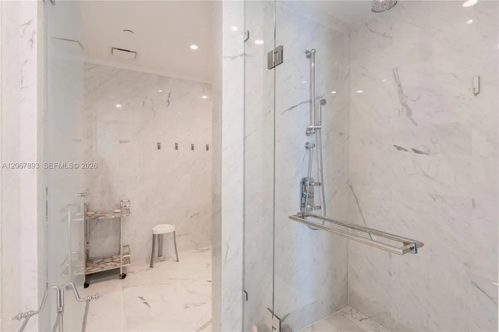 15701 Collins Ave #3005 Sunny Isles Beach, FL 33160