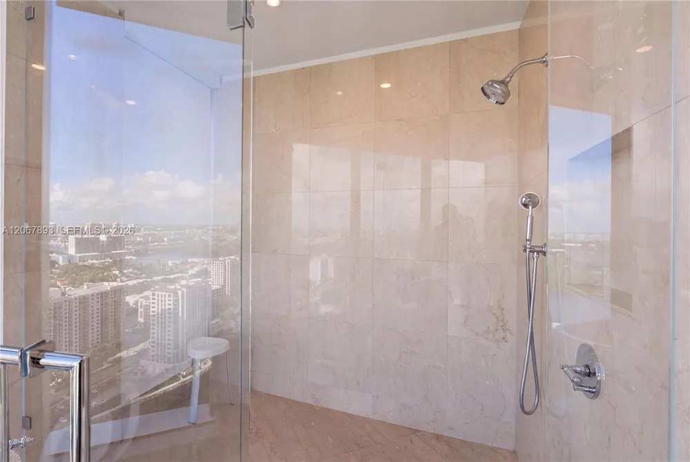 15701 Collins Ave #3005 Sunny Isles Beach, FL 33160