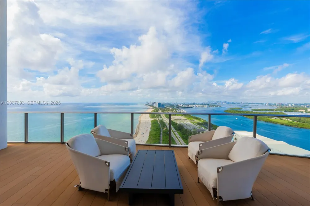 15701 Collins Ave #3005 Sunny Isles Beach, FL 33160
