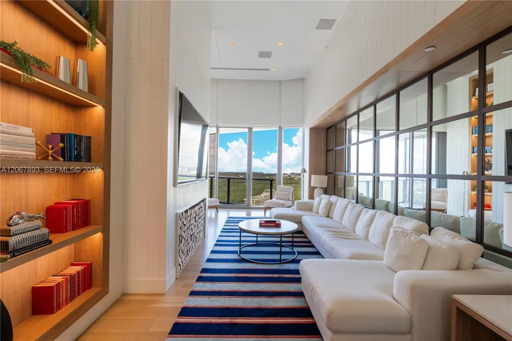15701 Collins Ave #3005 Sunny Isles Beach, FL 33160