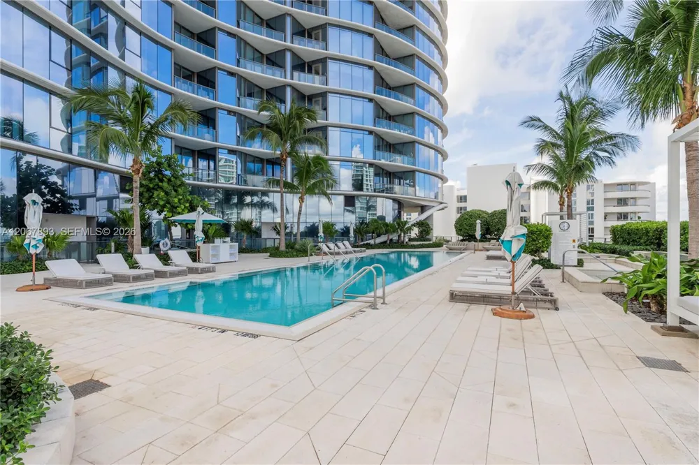 15701 Collins Ave #3005 Sunny Isles Beach, FL 33160