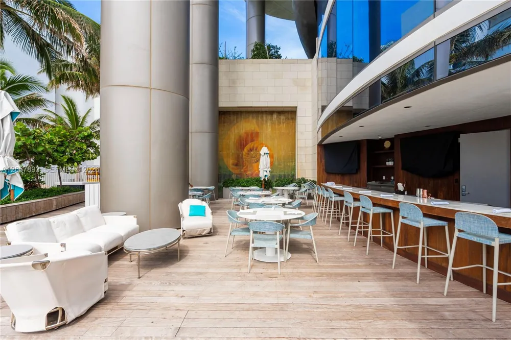15701 Collins Ave #3005 Sunny Isles Beach, FL 33160