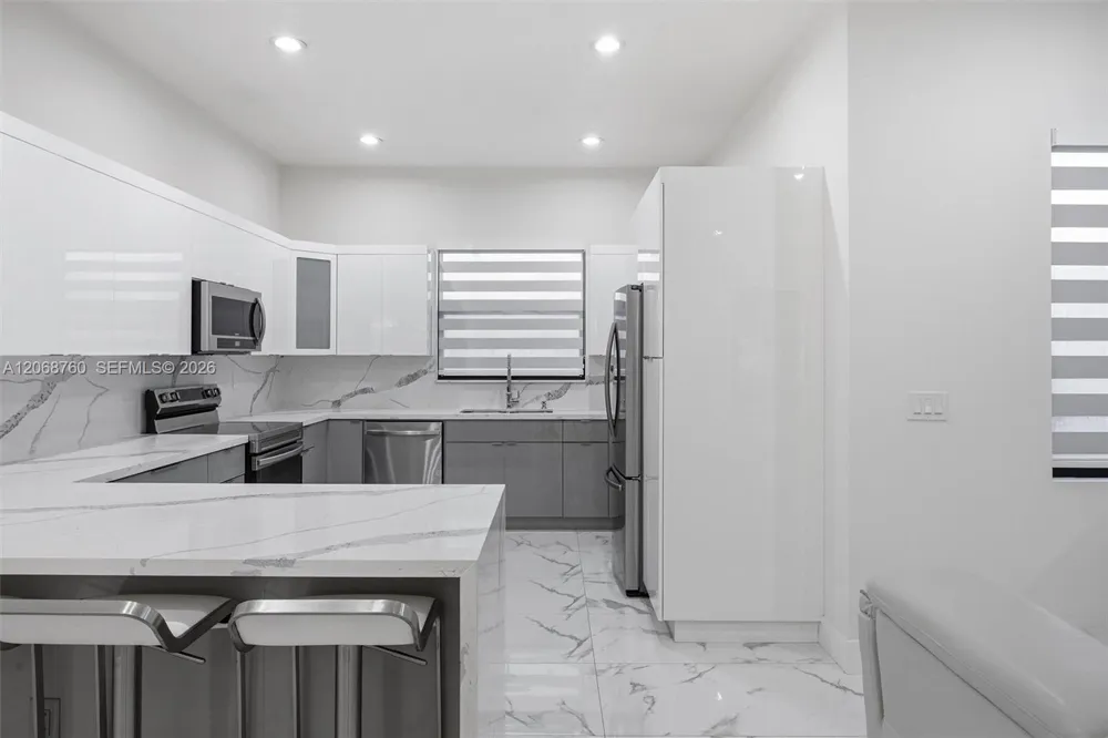 13331 SW 41st St Miami, FL 33175