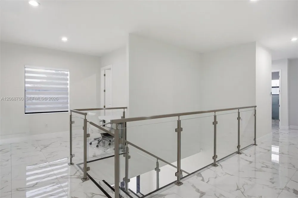13331 SW 41st St Miami, FL 33175