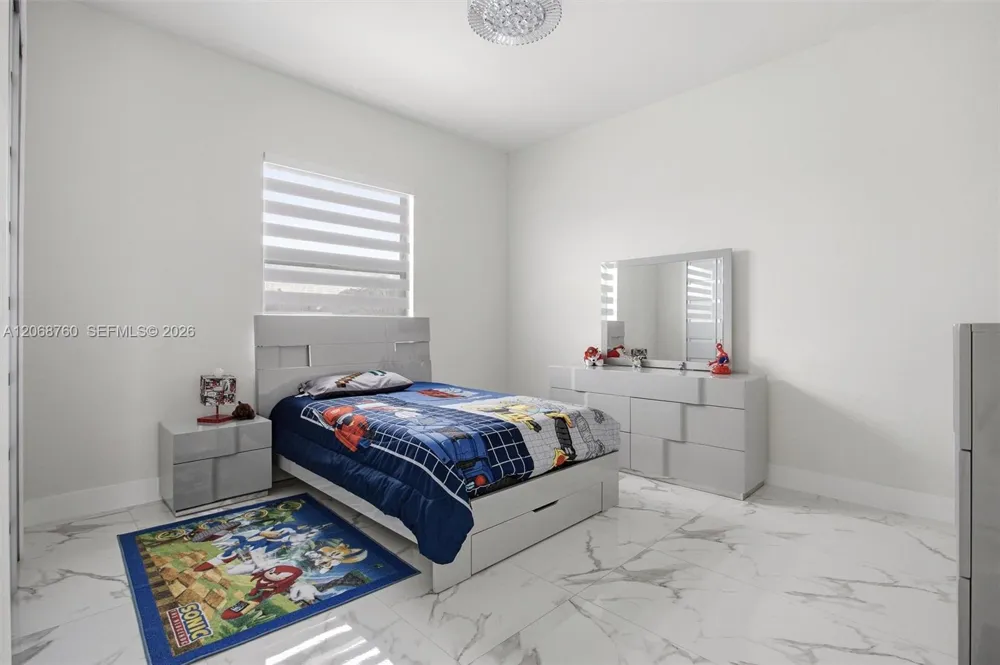 13331 SW 41st St Miami, FL 33175