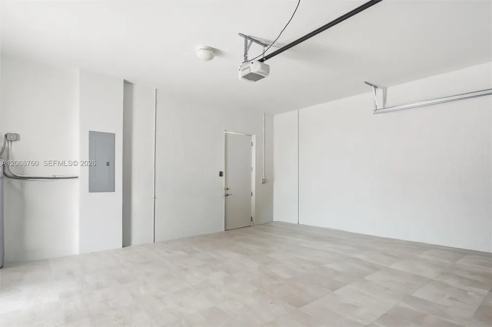 13331 SW 41st St Miami, FL 33175