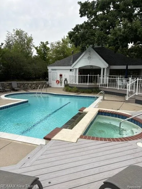 4356 Pine Ridge Court Ann Arbor Charter Township, MI 48105