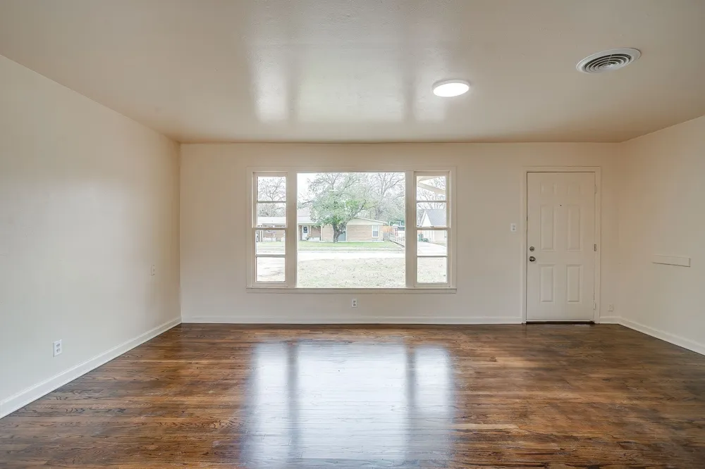 4315 Mackey Drive North Richland Hills, TX 76180