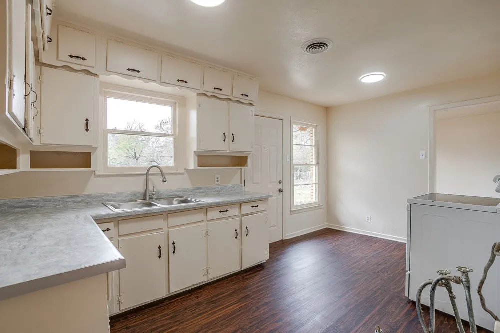 4315 Mackey Drive North Richland Hills, TX 76180