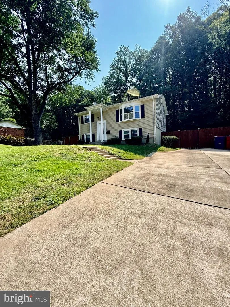 3931 FORESTDALE AVENUE Woodbridge, VA 22193