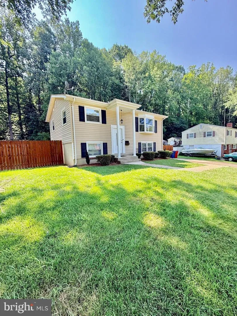 3931 FORESTDALE AVENUE Woodbridge, VA 22193