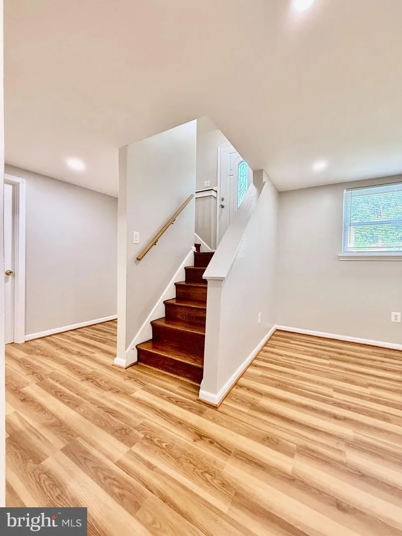 3931 FORESTDALE AVENUE Woodbridge, VA 22193