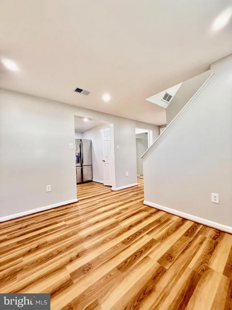 3931 FORESTDALE AVENUE Woodbridge, VA 22193