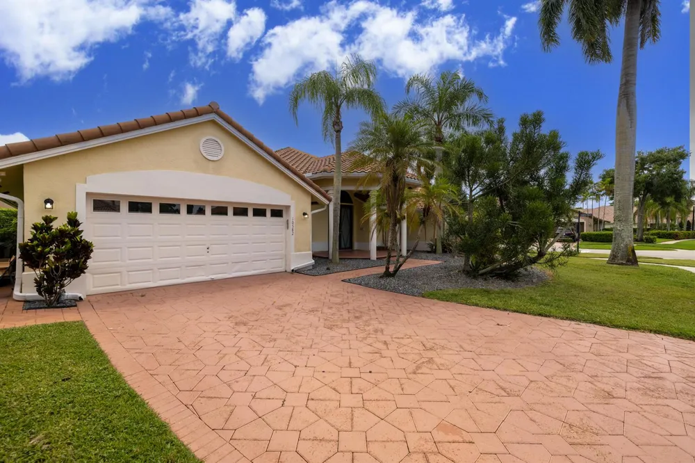 10582 MAPLE CHASE DRIVE Boca Raton, FL 33498