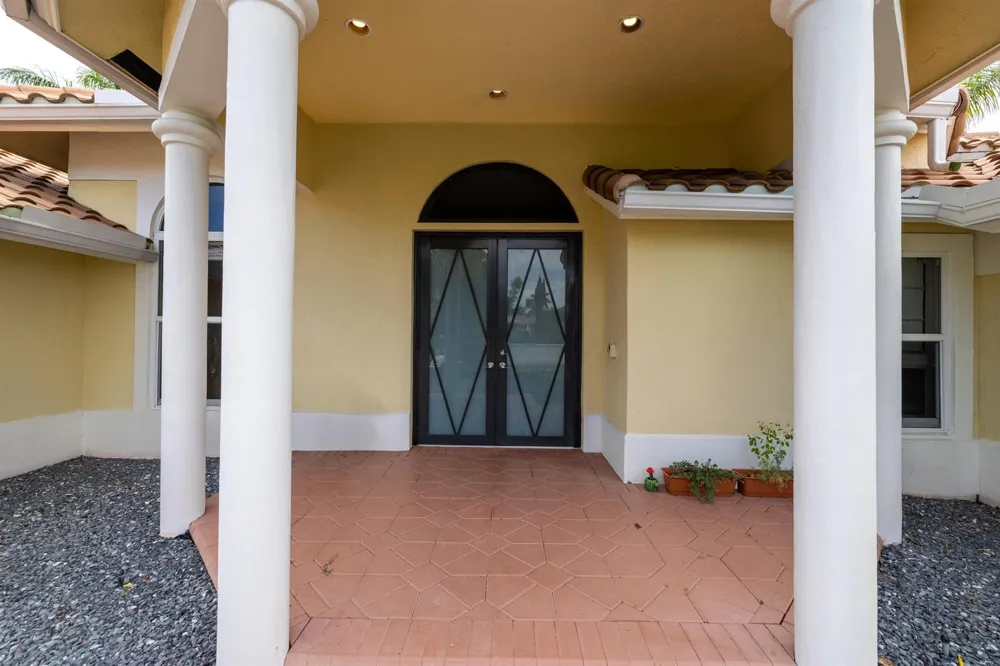 10582 MAPLE CHASE DRIVE Boca Raton, FL 33498