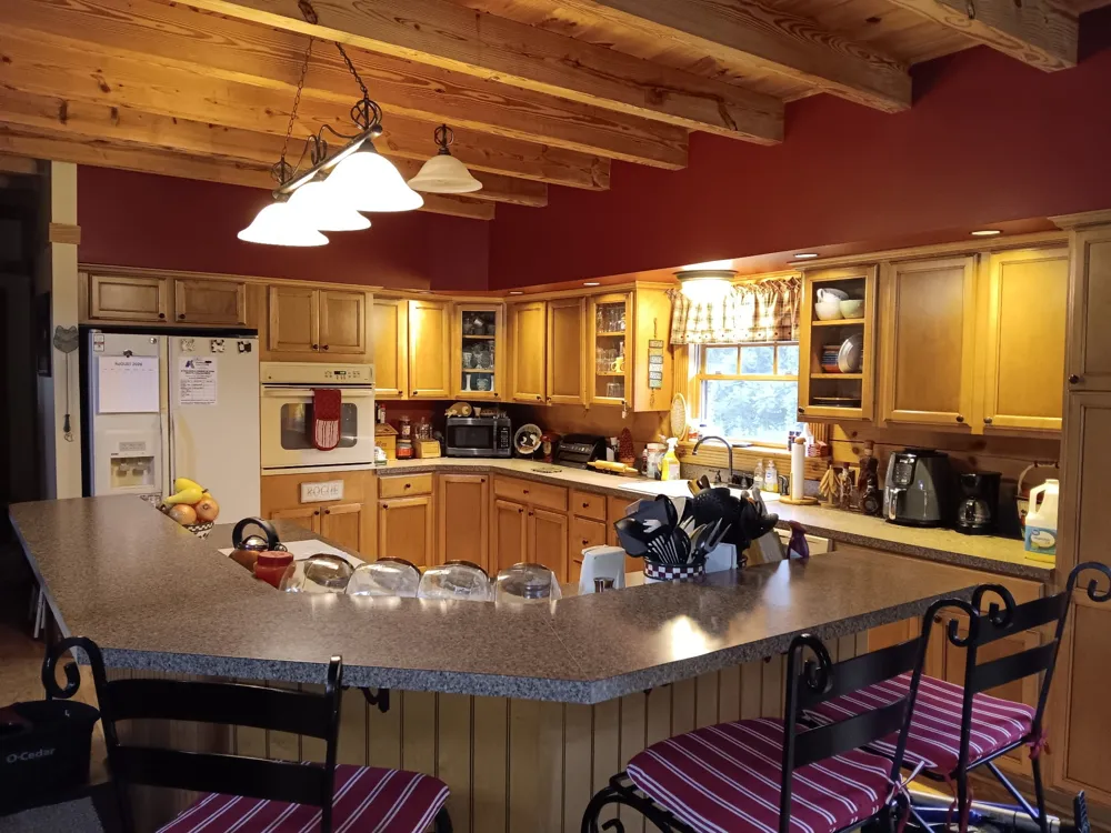 3056 E Big Richland Creek Rd Mc Ewen, TN 37101
