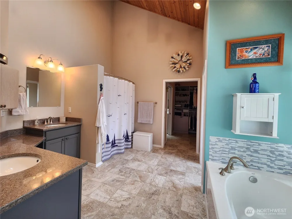 798 Cod Court SW Ocean Shores, WA 98569