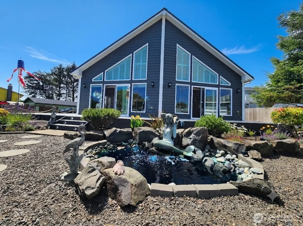 798 Cod Court SW Ocean Shores, WA 98569