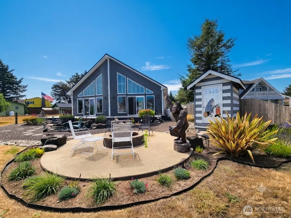 798 Cod Court SW Ocean Shores, WA 98569