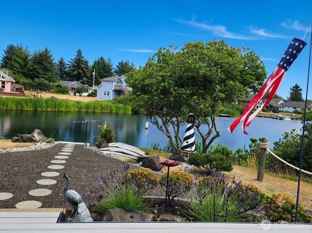 798 Cod Court SW Ocean Shores, WA 98569