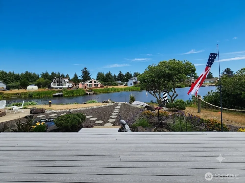 798 Cod Court SW Ocean Shores, WA 98569