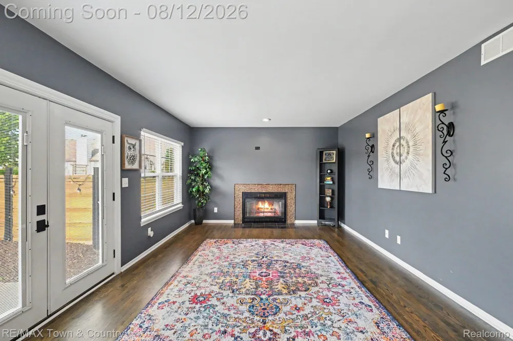 5048 Meadowbrook Lane Flushing Charter Township, MI 48433