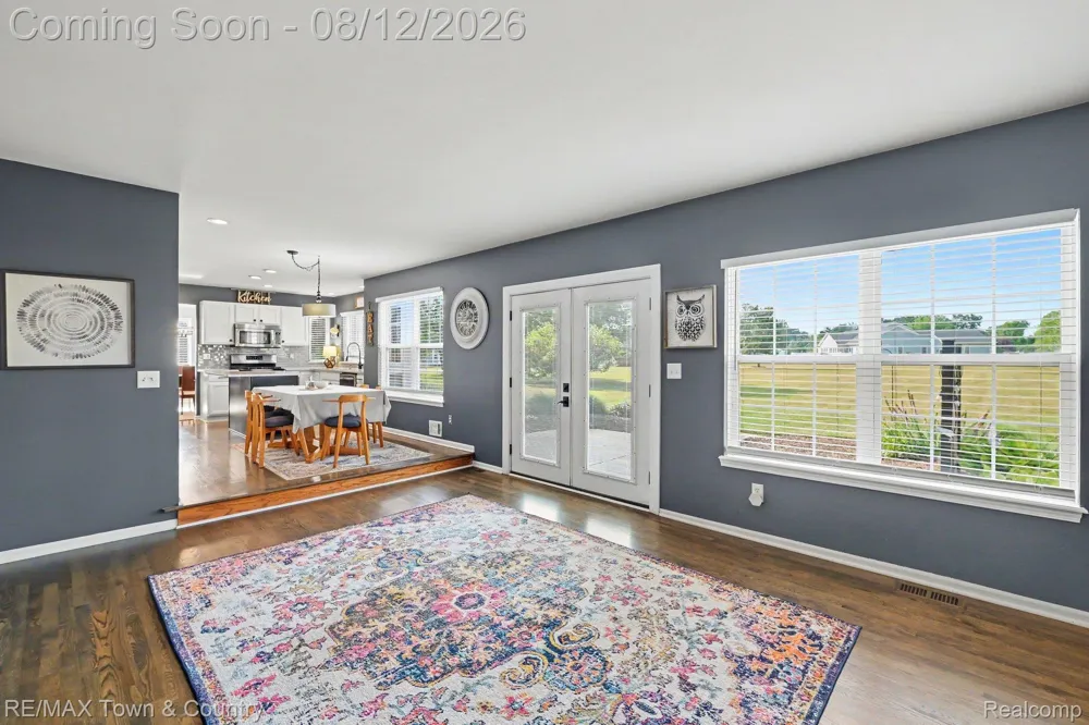 5048 Meadowbrook Lane Flushing Charter Township, MI 48433