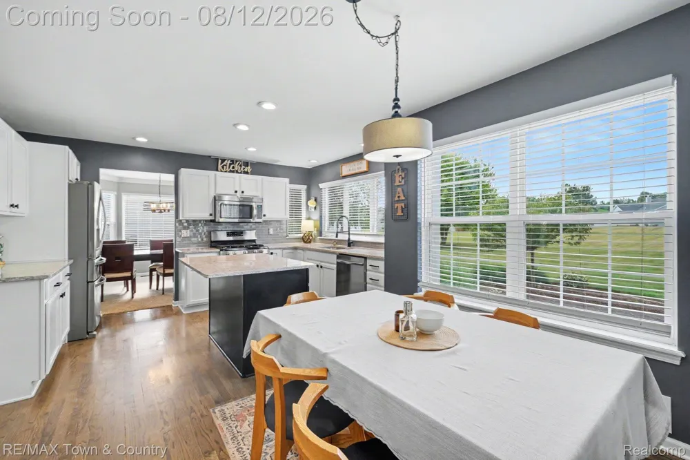 5048 Meadowbrook Lane Flushing Charter Township, MI 48433