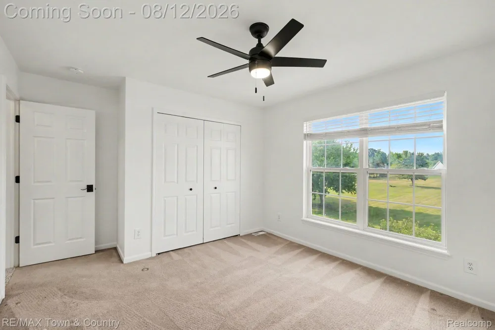 5048 Meadowbrook Lane Flushing Charter Township, MI 48433