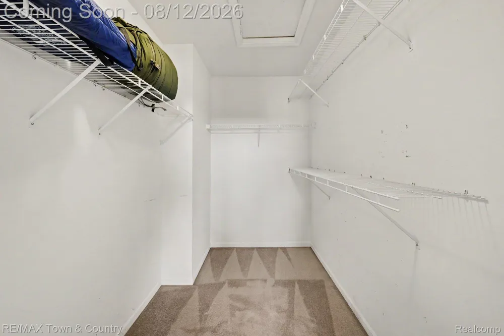 5048 Meadowbrook Lane Flushing Charter Township, MI 48433