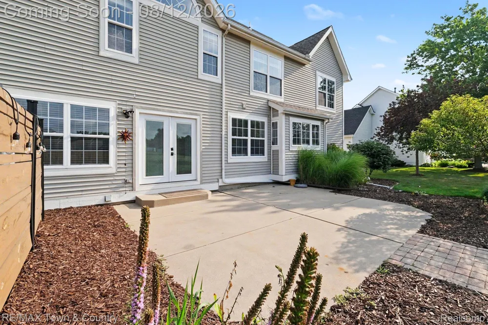 5048 Meadowbrook Lane Flushing Charter Township, MI 48433