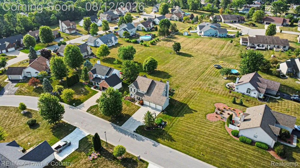 5048 Meadowbrook Lane Flushing Charter Township, MI 48433