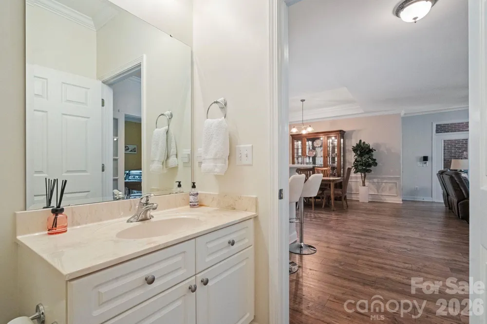 13323 Mint Lake Drive Matthews, NC 28105