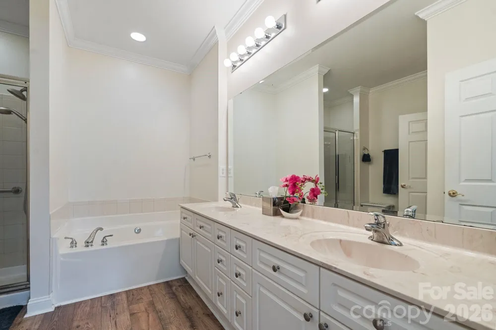 13323 Mint Lake Drive Matthews, NC 28105