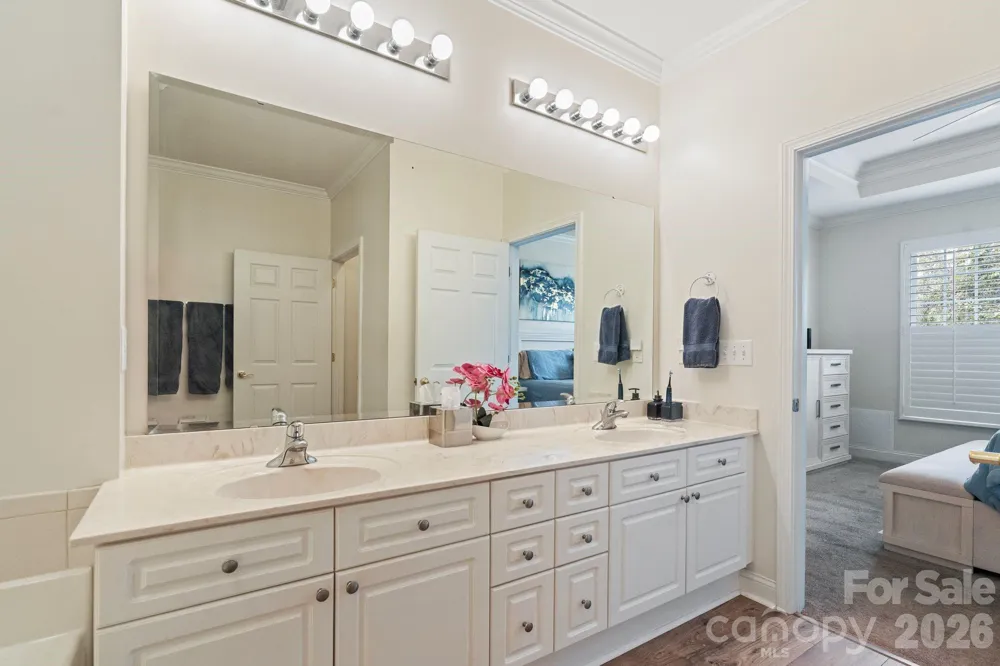 13323 Mint Lake Drive Matthews, NC 28105