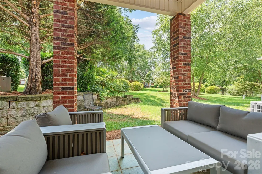 13323 Mint Lake Drive Matthews, NC 28105