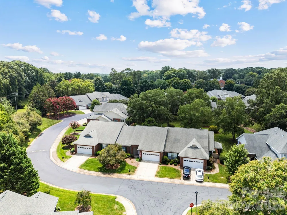 13323 Mint Lake Drive Matthews, NC 28105