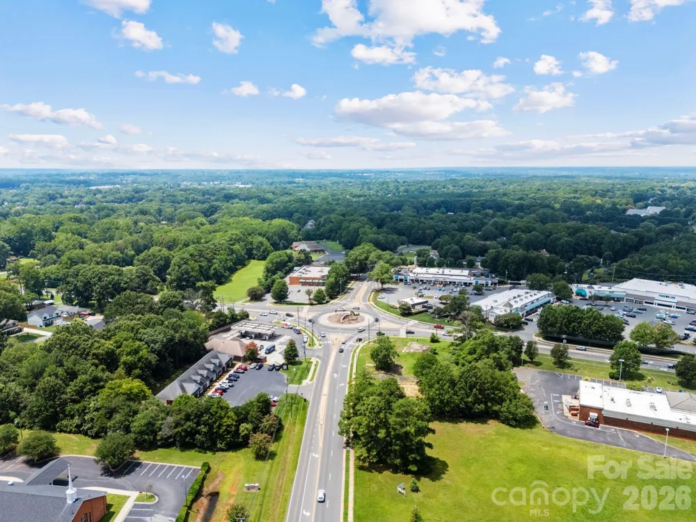 13323 Mint Lake Drive Matthews, NC 28105