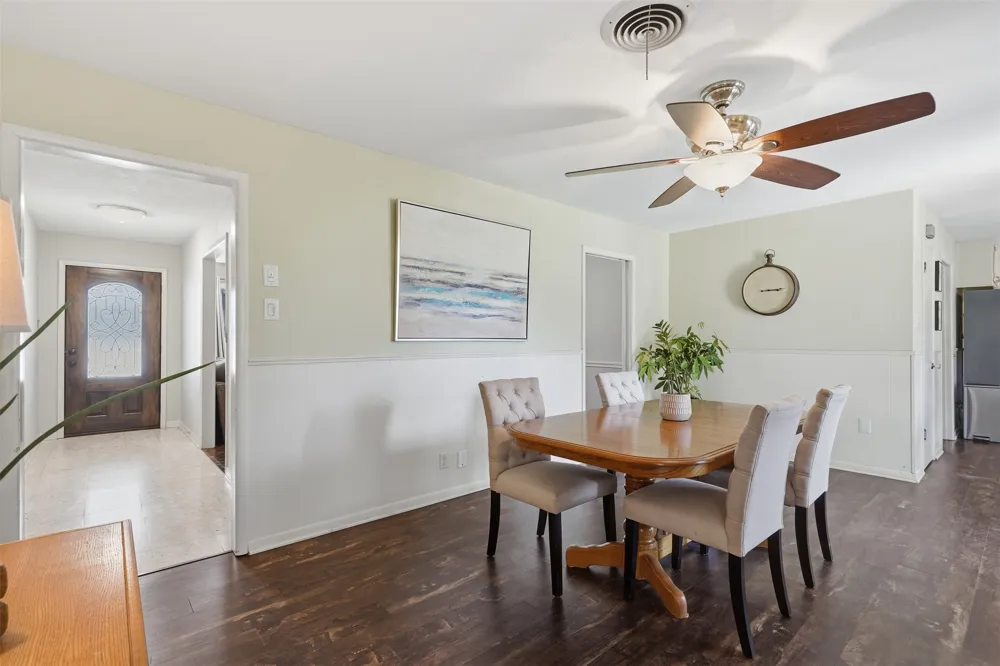 5709 Starlight Drive Haltom City, TX 76117