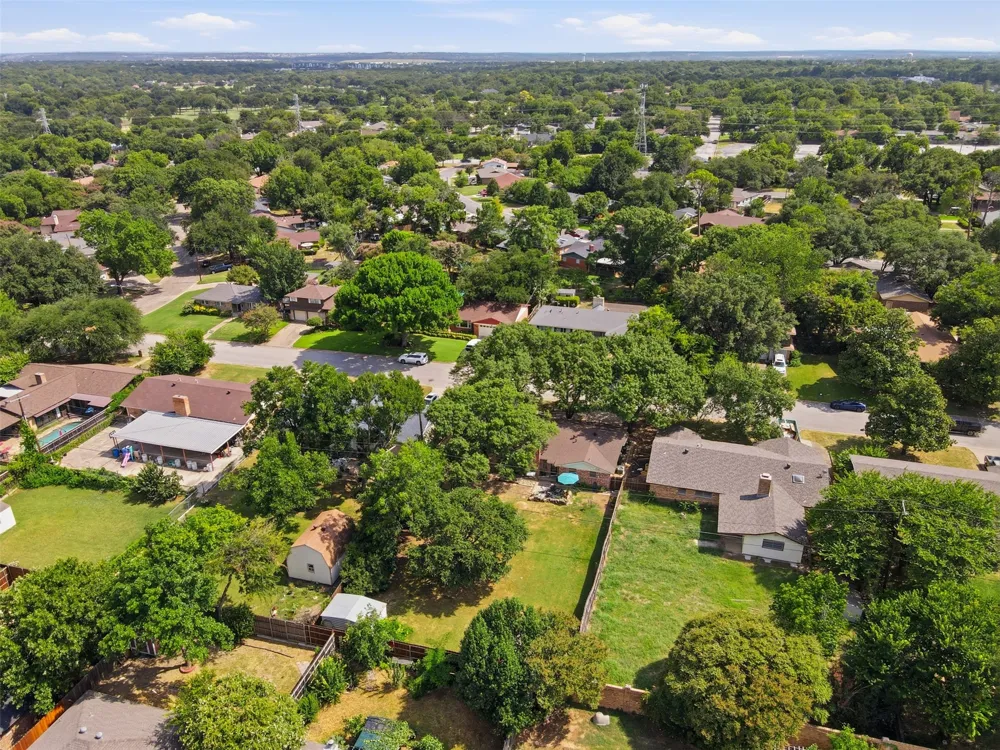 5709 Starlight Drive Haltom City, TX 76117