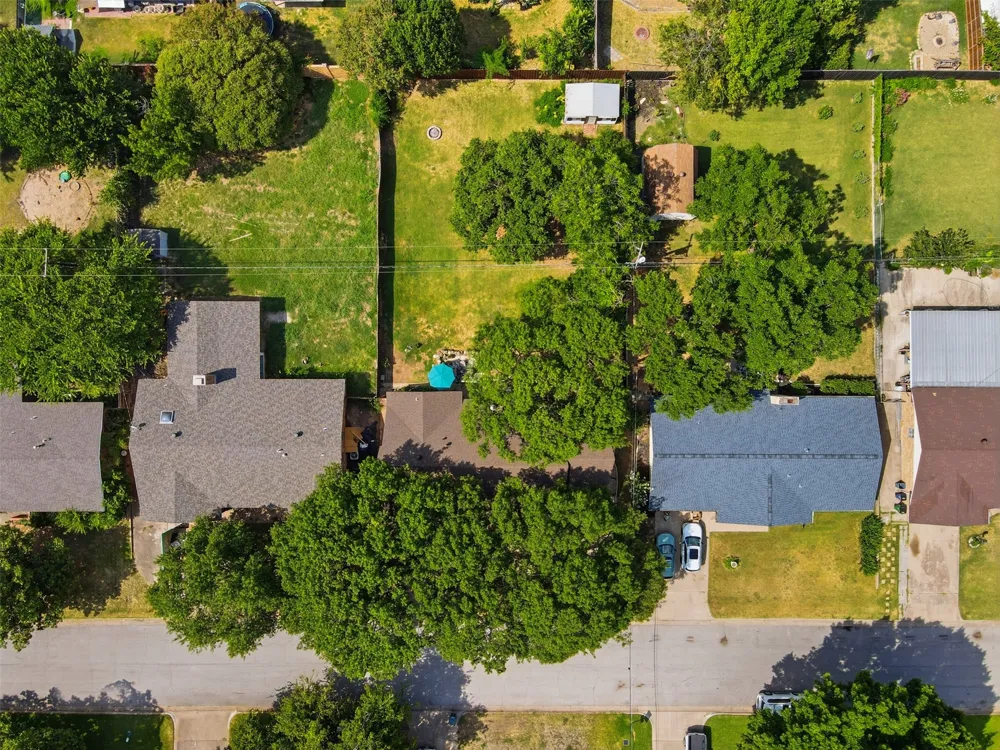 5709 Starlight Drive Haltom City, TX 76117