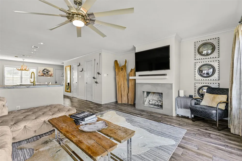 1900 Lakeside Drive Seabrook, TX 77586