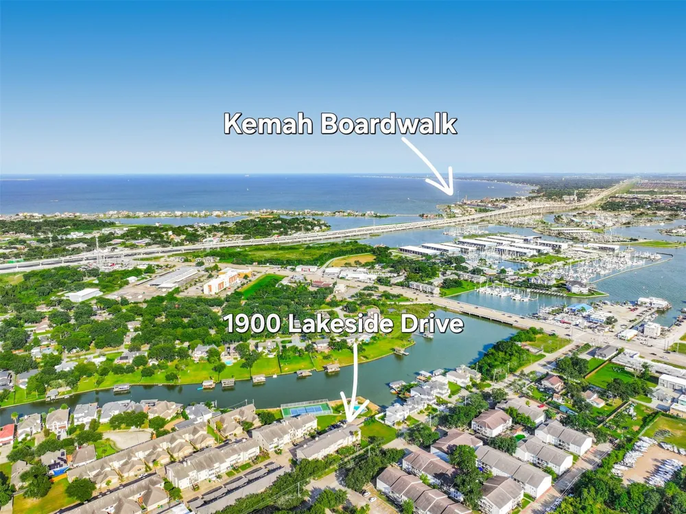 1900 Lakeside Drive Seabrook, TX 77586
