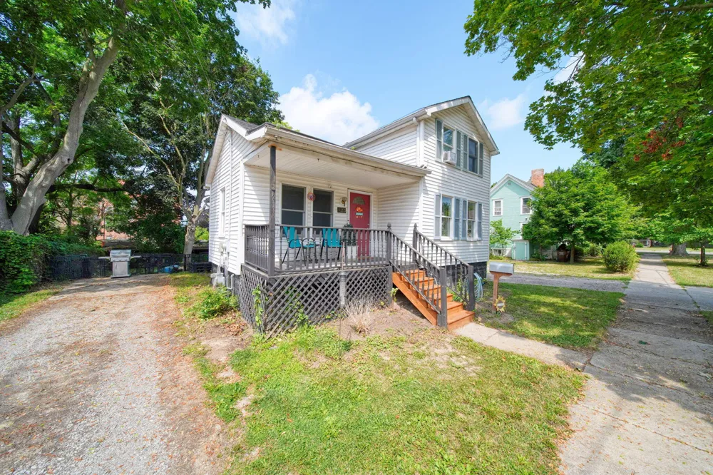 123 Center Street Adrian, MI 49221