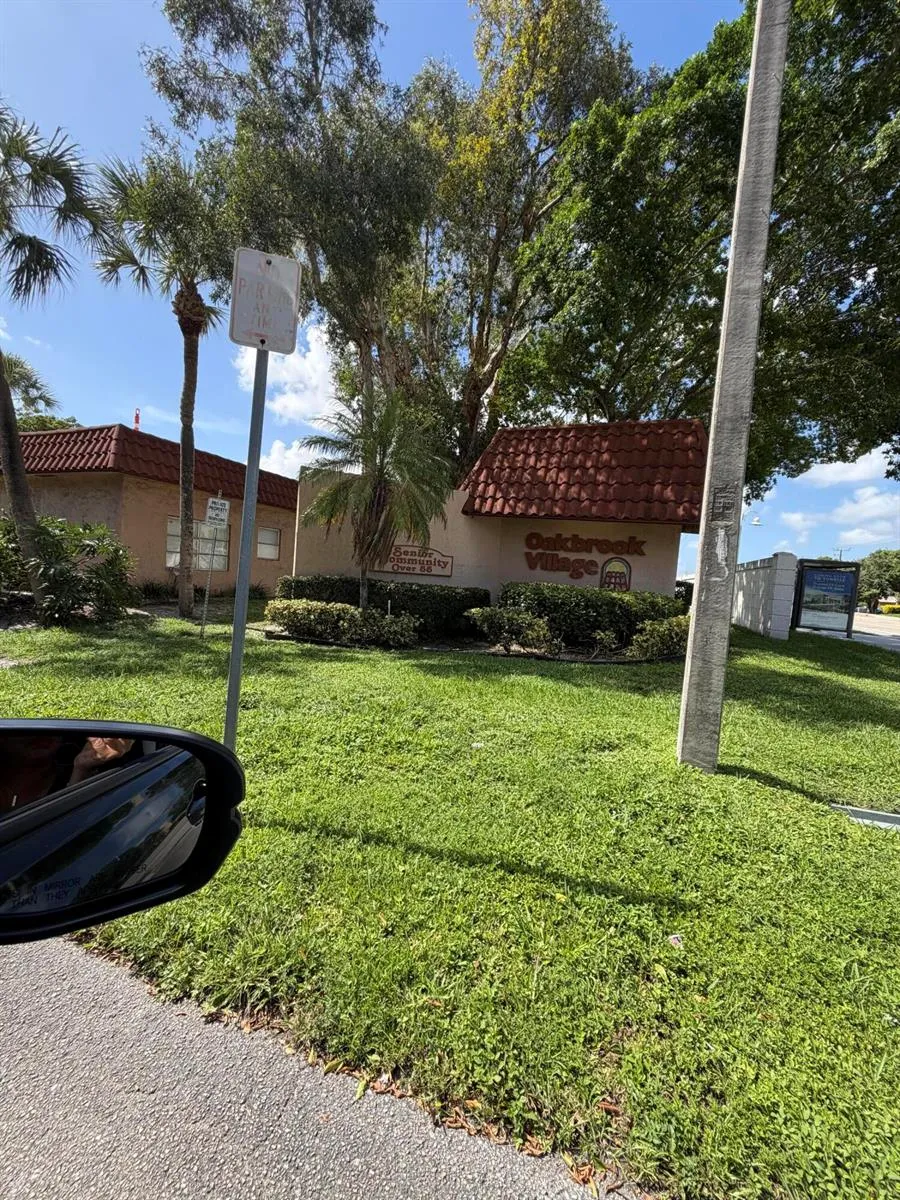 2329 SW 81st Terrace North Lauderdale, FL 33068