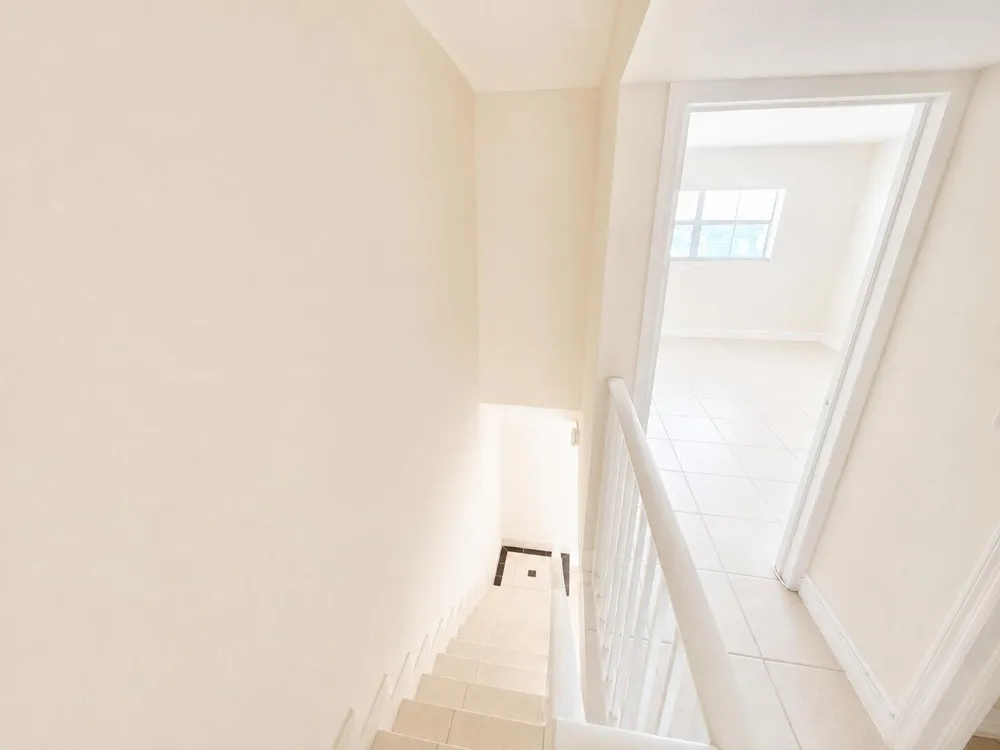 6705 KENDALL DRIVE #307 Pinecrest, FL 33156