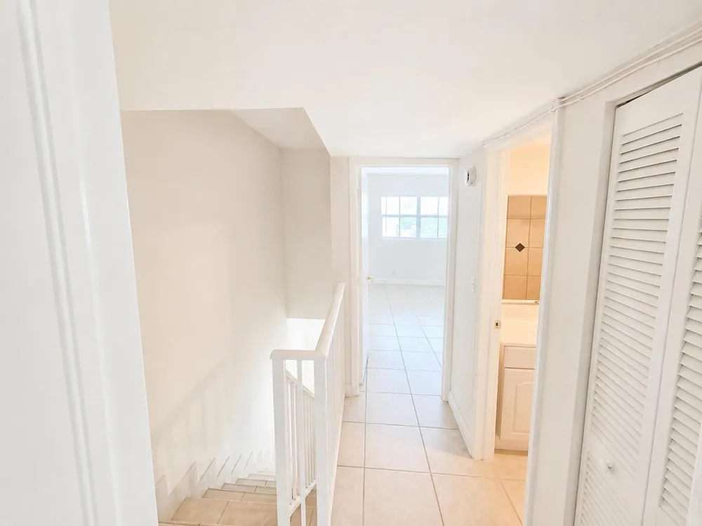6705 KENDALL DRIVE #307 Pinecrest, FL 33156