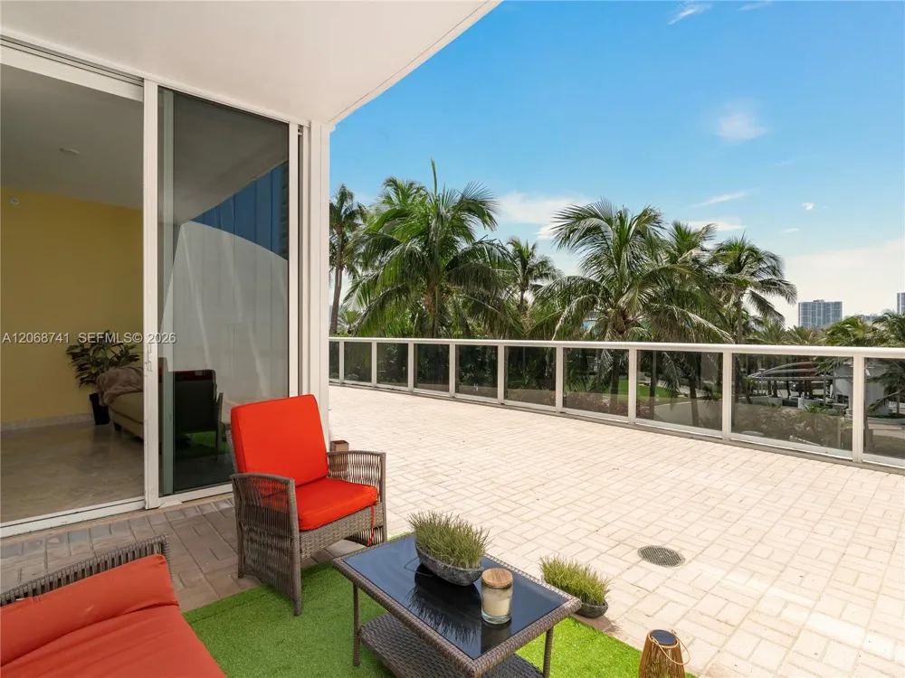 18101 Collins Ave #503 Sunny Isles Beach, FL 33160