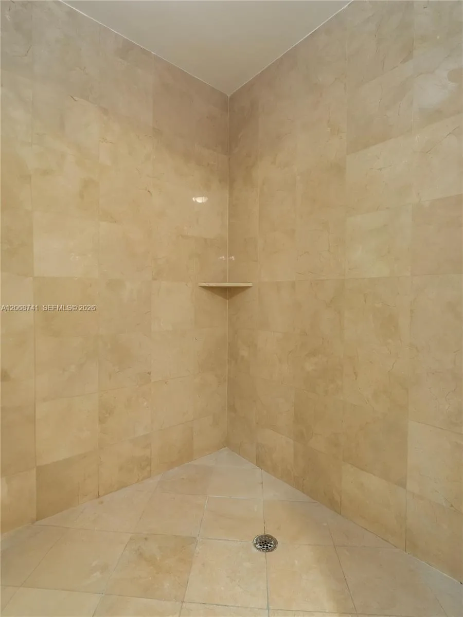 18101 Collins Ave #503 Sunny Isles Beach, FL 33160